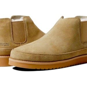 Koolaburra by UGG Chelsea Boots